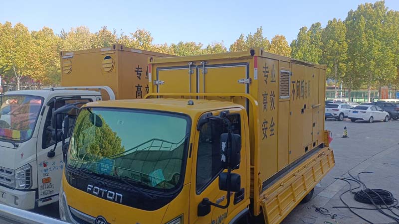 内黄柴油发电机组和UPS电源如何配合工作？